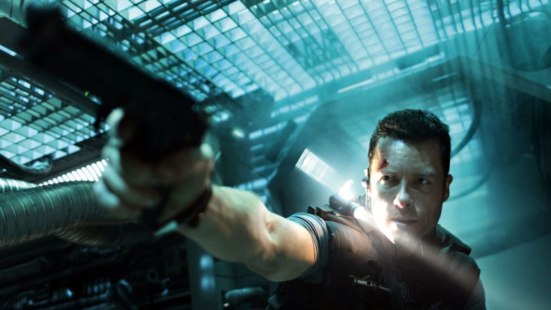 Retro Review: LOCKOUT (2012) - Last Movie Outpost