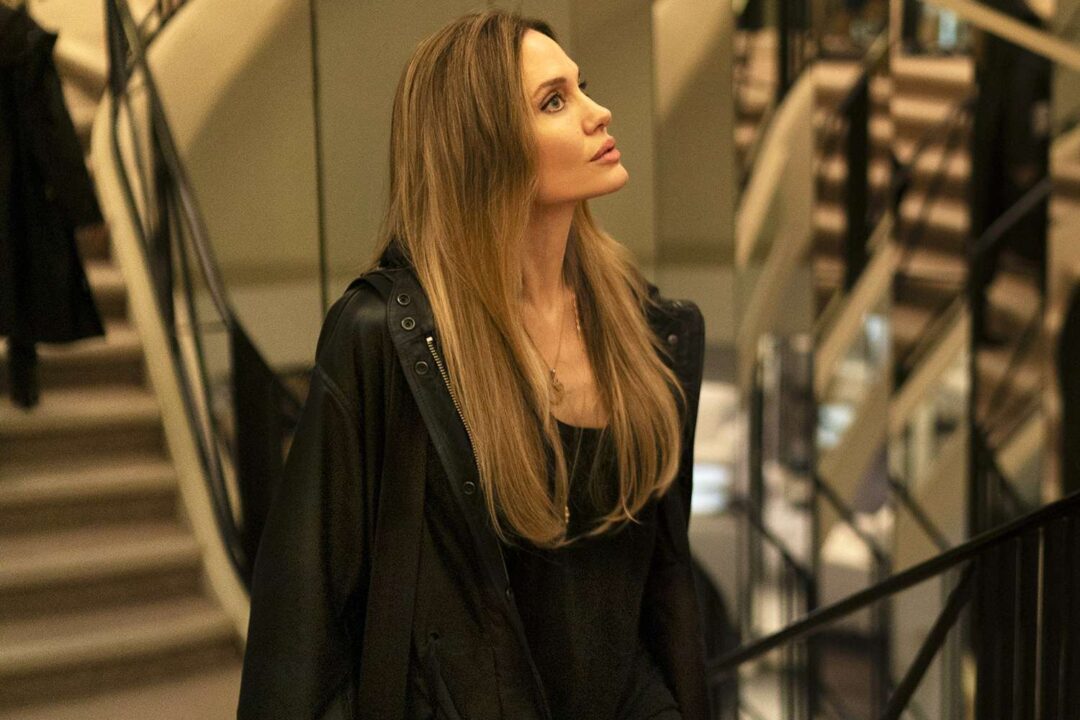 Couture-Jolie
