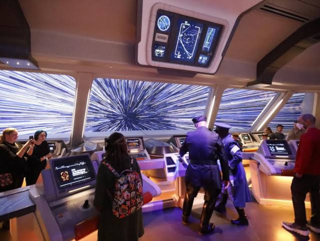 Starcruiser