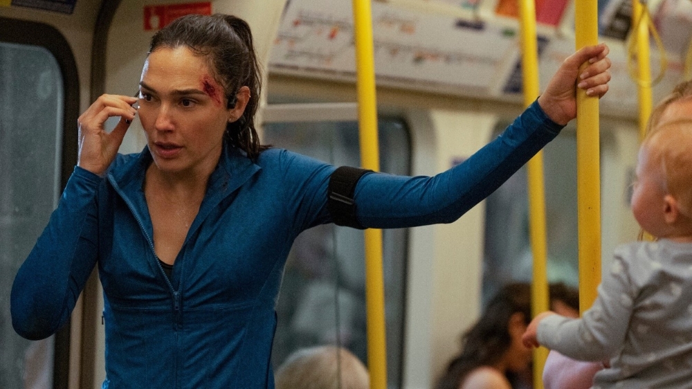 Gal Gadot on the Tube